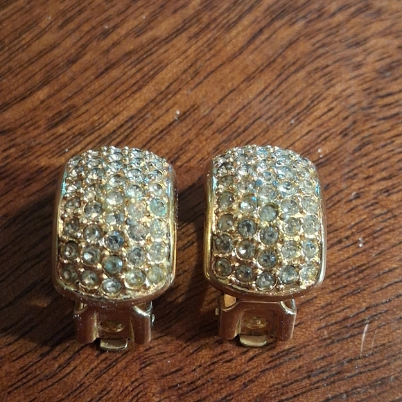 Elegant Gold and Silver Crystal Earrings - Picture 2 of 7